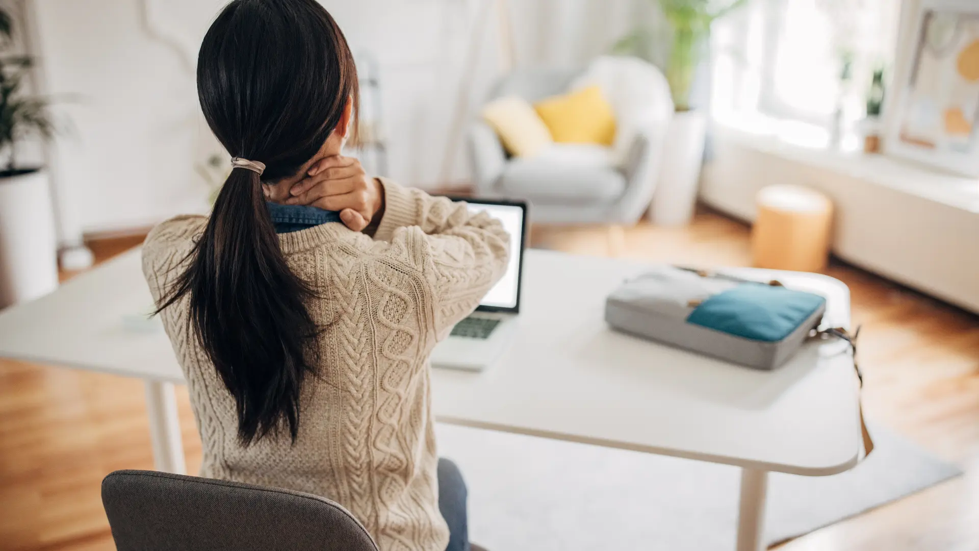 Soothe Sore Neck: Effective Strategies for Relief