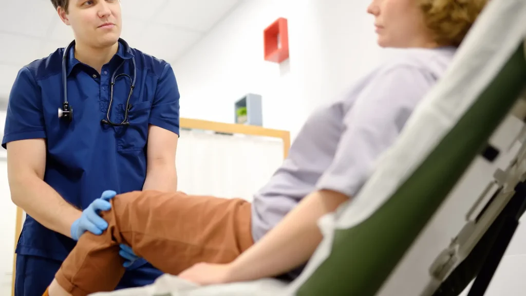 Extremity Pain_ Causes, Symptoms, & Treatments Image 2